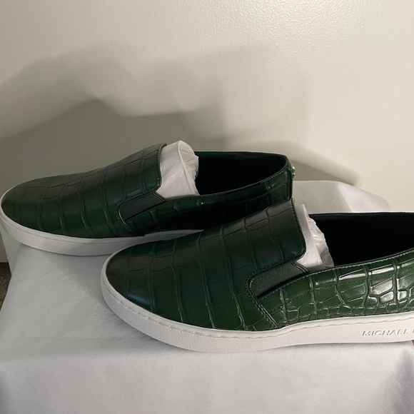 Michael Kors - Keaton Crocodile Embossed Slip on Sneaker-US Size 7.5M/Moss Green - Picture 3 of 16